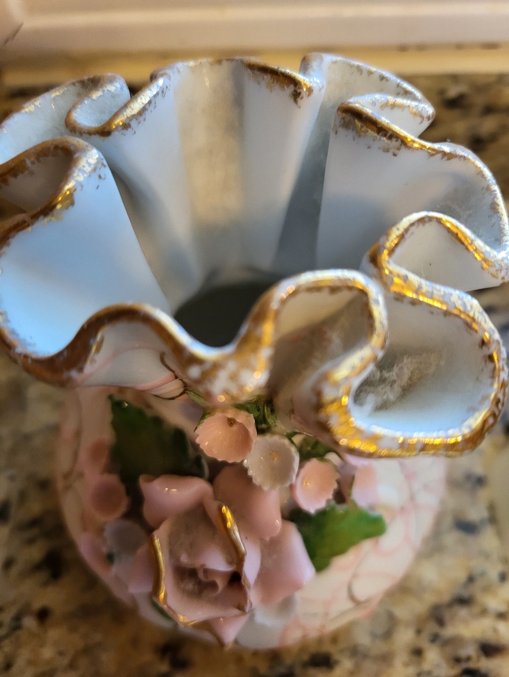 Lefton Porcelain Heavily Crimped  Pink Floral Accent Vase with Gold Trim - Picture 4 of 16